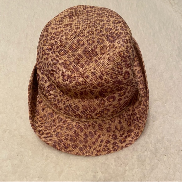 Kohl's Accessories - Cheetah Print Fedora Hat!